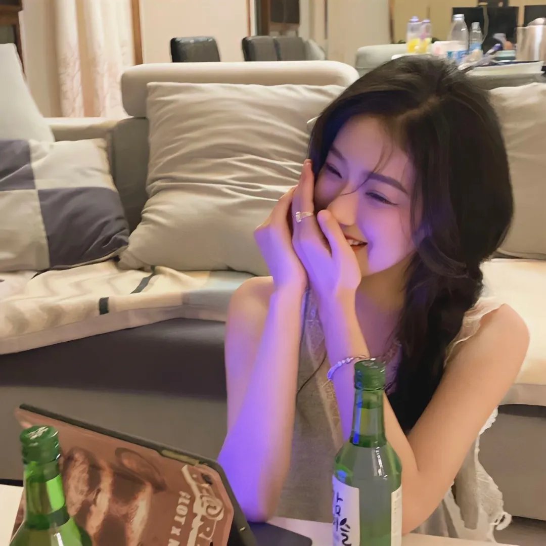 乐坛天后隐婚生子传闻，评论区沦陷，长达一周引热议